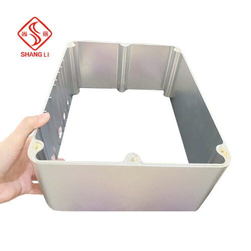 Protect your outdoor devices with waterproof aluminum shells, engineered to prevent water ingress and ensure lasting performance.