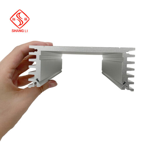 Aluminium alloy car enclosure for communication power supply